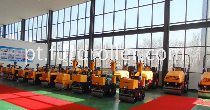 vibratory road roller